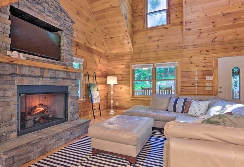 Charming Mtn Cabin 2 Mi From Downtown Boone!