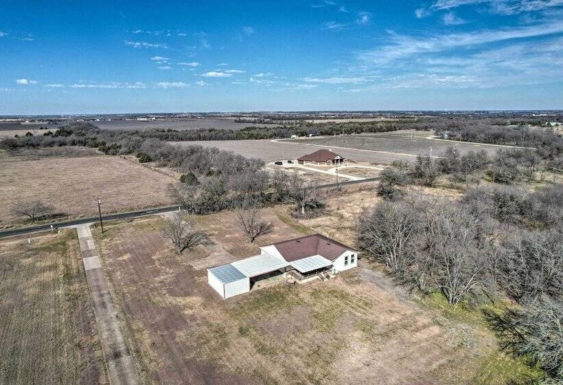 Charming Palmer Family Home On 5 Acres!