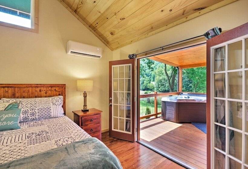 Cozy Riverfront Cabin W/ Private Deck & Hot Tub!