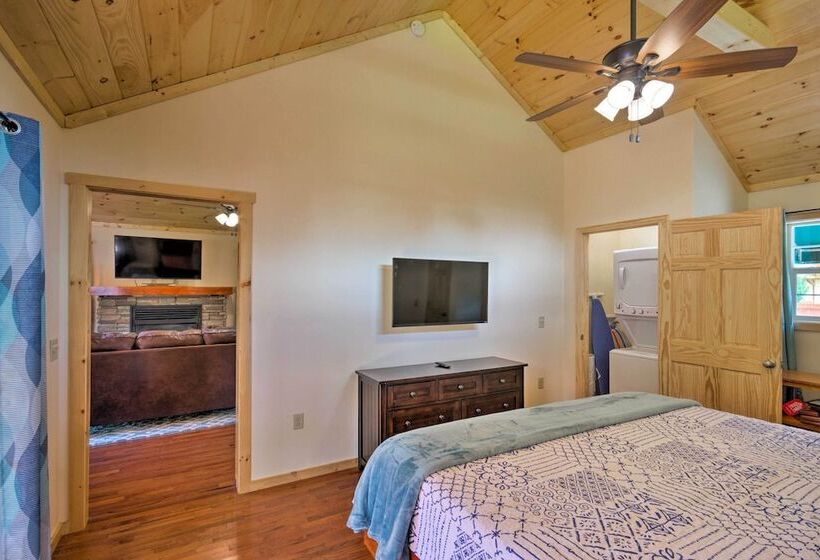 Cozy Riverfront Cabin W/ Private Deck & Hot Tub!