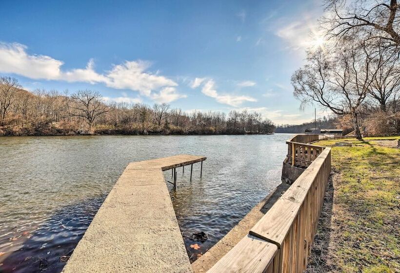 Charming Riverfront Retreat In Monticello!