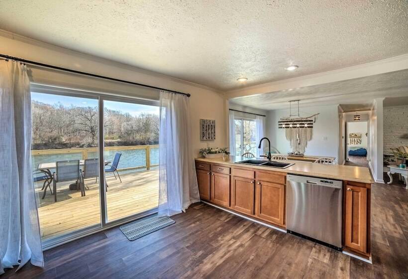 Charming Riverfront Retreat In Monticello!