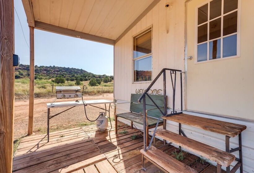 Charming Santa Rosa Home W/ Mountain Views & Porch