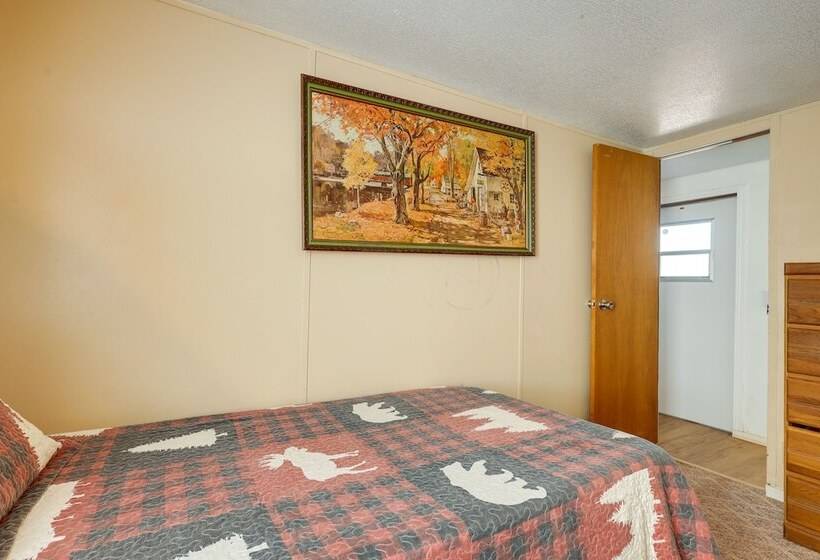 Charming Santa Rosa Home W/ Mountain Views & Porch