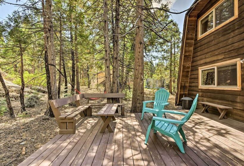 Charming Pinecrest Cabin W/ Private Deck