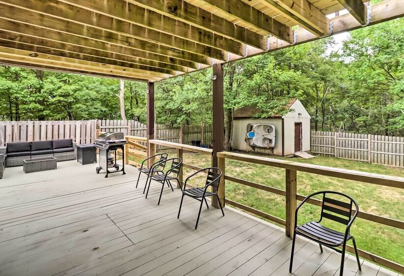 Chic Long Pond Family Home W/ Fire Pits & Deck!