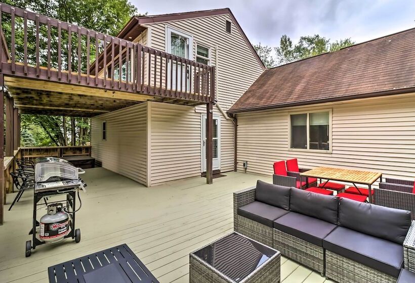 Chic Long Pond Family Home W/ Fire Pits & Deck!