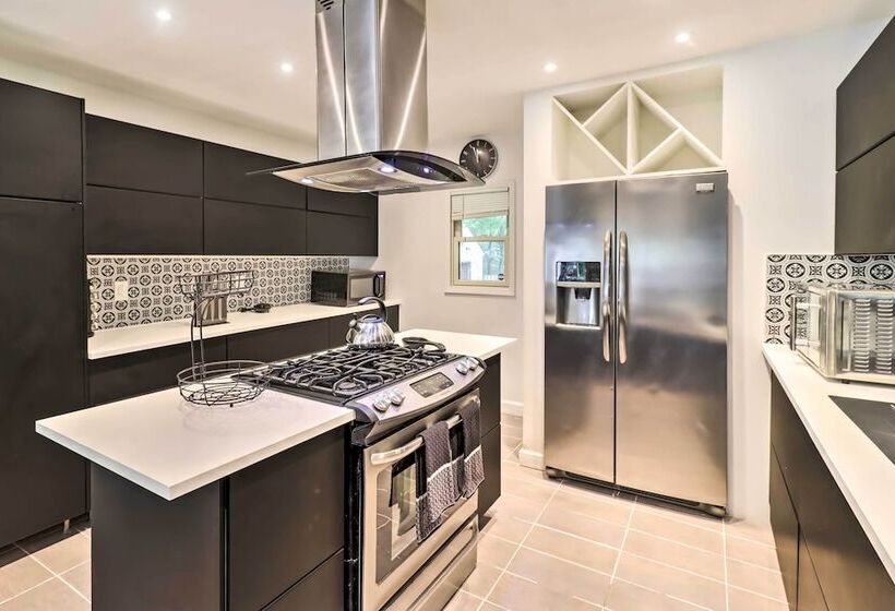 Chic Long Pond Family Home W/ Fire Pits & Deck!