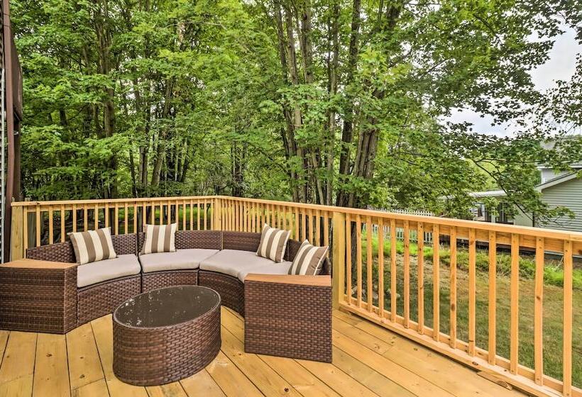 Chic Long Pond Family Home W/ Fire Pits & Deck!