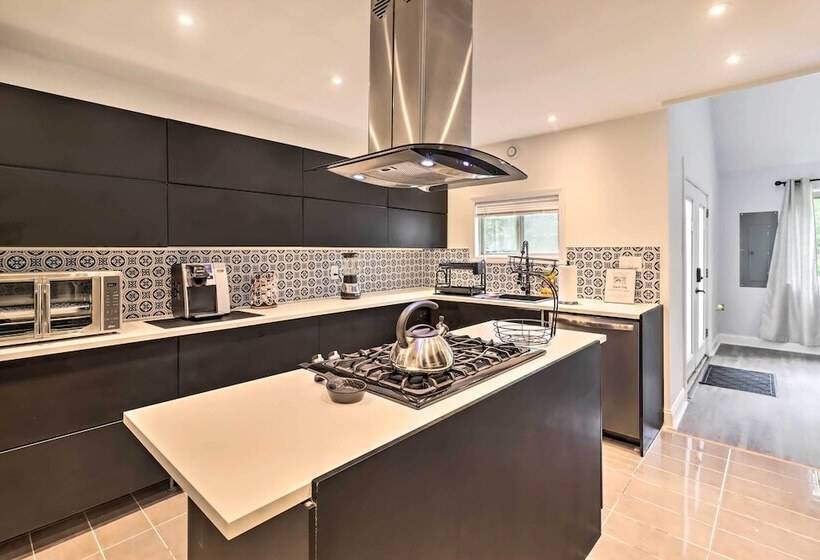 Chic Long Pond Family Home W/ Fire Pits & Deck!