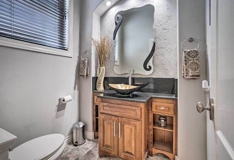 Chic Washington Wine Country Vacation Rental!