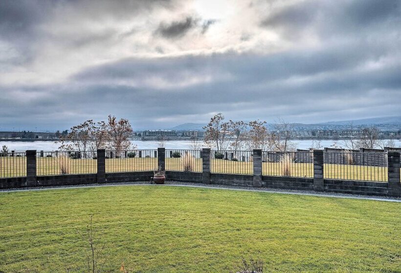 Chic Washington Wine Country Vacation Rental!