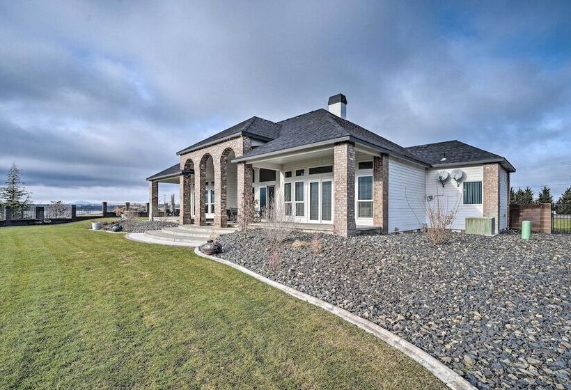 Chic Washington Wine Country Vacation Rental!