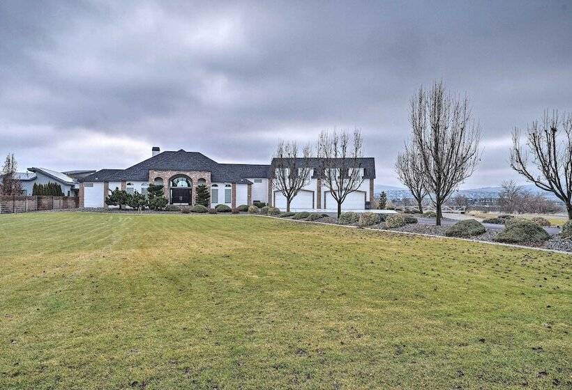 Chic Washington Wine Country Vacation Rental!