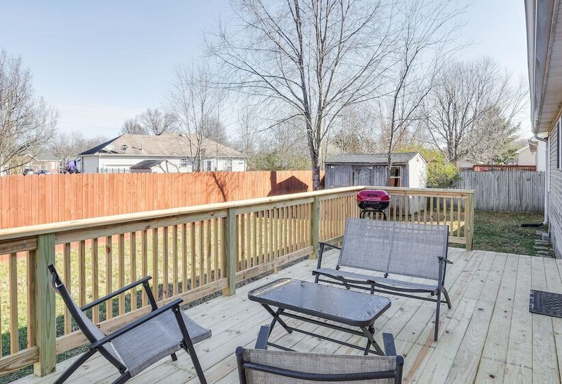 Classic Murfreesboro Home W/ Grill & Yard!