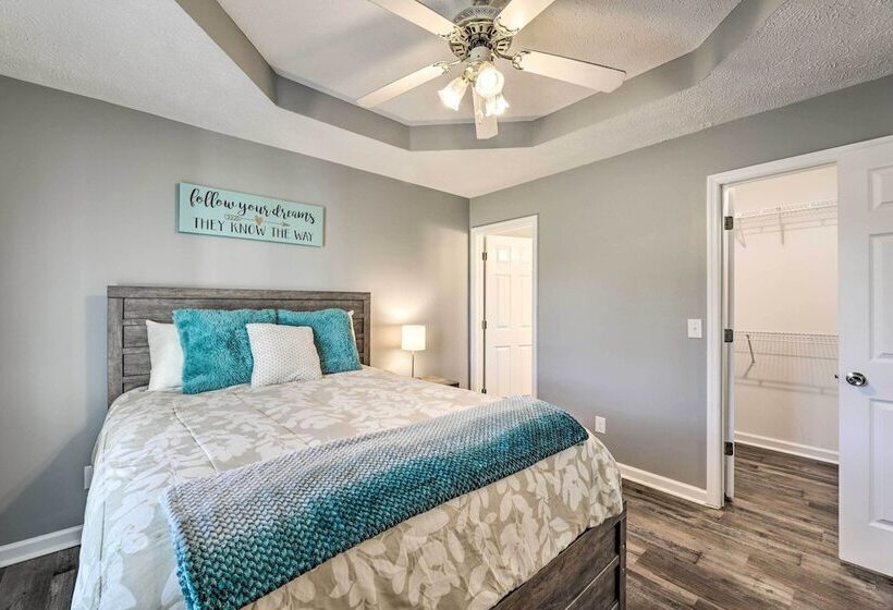 Classic Murfreesboro Home W/ Grill & Yard!
