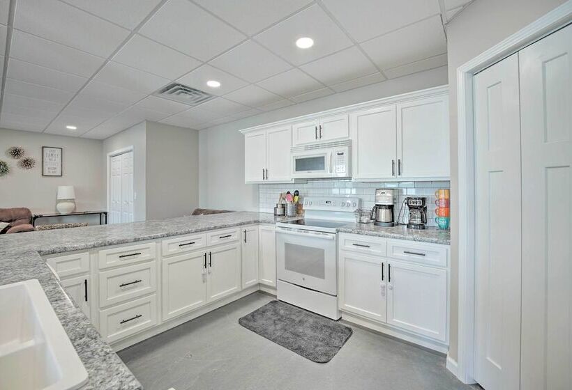 Coldwater Family Retreat W/ Boat Dock & Grill!