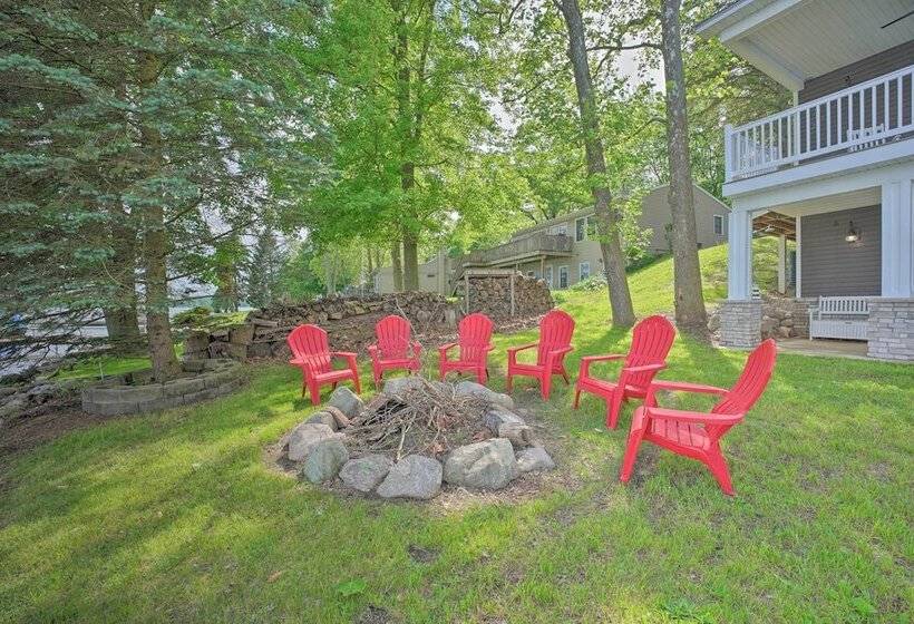 Coldwater Family Retreat W/ Boat Dock & Grill!