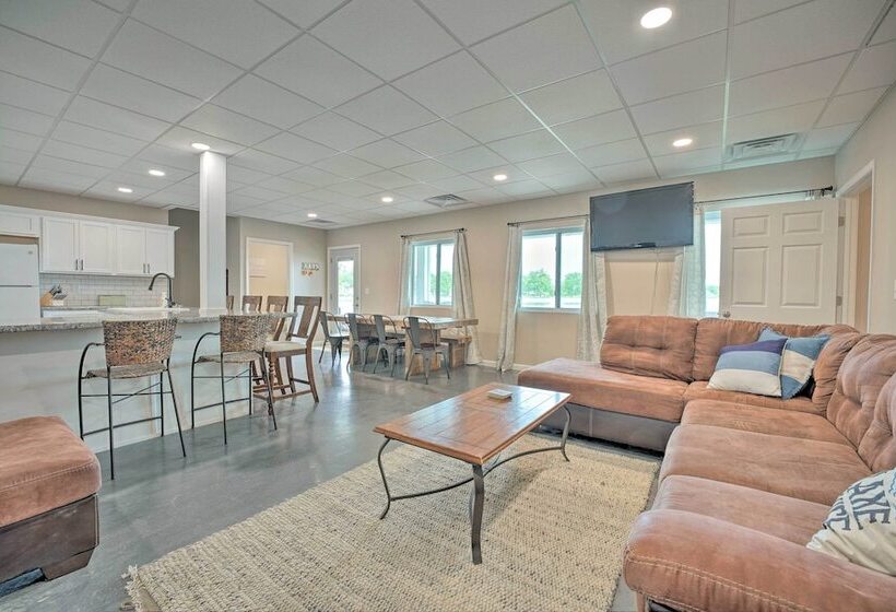 Coldwater Family Retreat W/ Boat Dock & Grill!