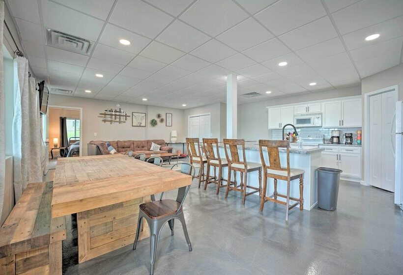 Coldwater Family Retreat W/ Boat Dock & Grill!