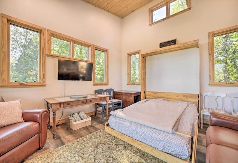 Contemporary Home W/ Deck & Mountain Views!
