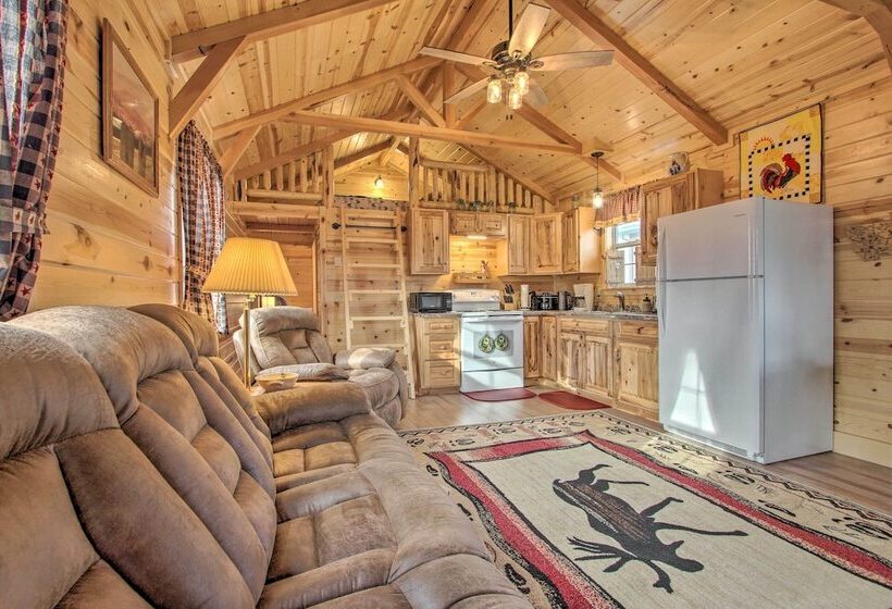 Cozy Augusta Cabin W/ Grill   Walk To Main St