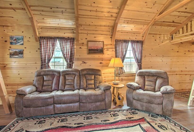 Cozy Augusta Cabin W/ Grill   Walk To Main St