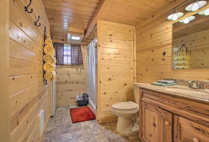 Cozy Augusta Cabin W/ Grill   Walk To Main St