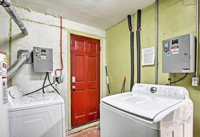 Cozy Bel Air Home Walk To Main Street Shops