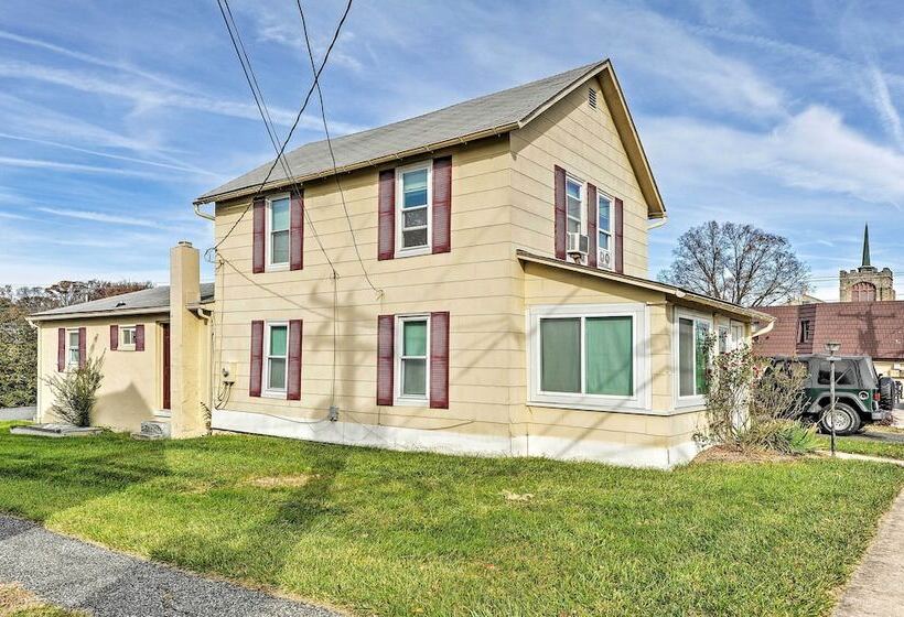 Cozy Bel Air Home Walk To Main Street Shops