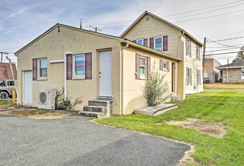 Cozy Bel Air Home Walk To Main Street Shops