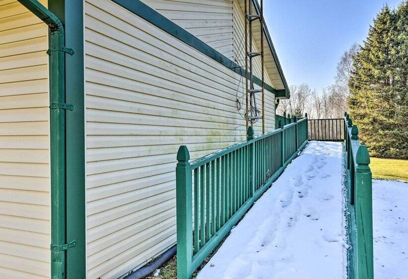 Cozy Cass City Retreat W/ Spacious Deck!