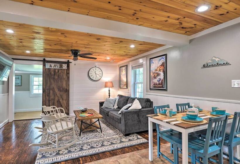 Cozy Cottage W/ Hot Tub < 4 Mi To Black Mountain!