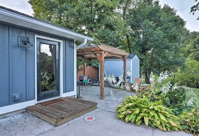 Cozy Cottage W/ Hot Tub < 4 Mi To Black Mountain!