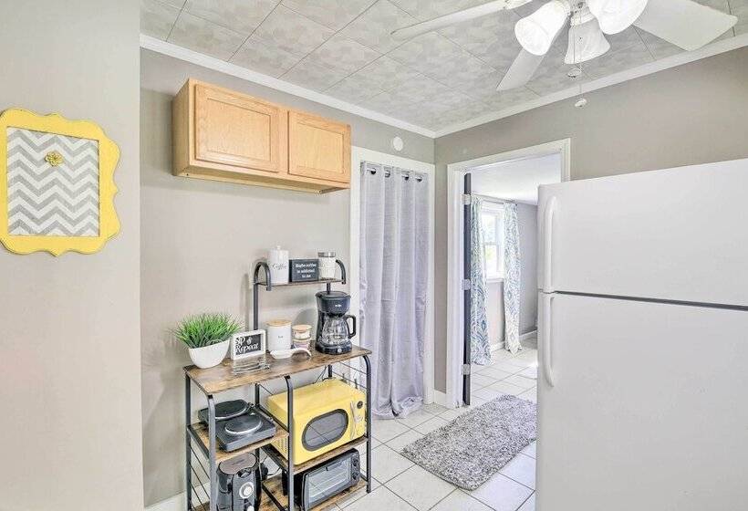 Cozy Cottage Near Dtwn Dining, Walk To Casino