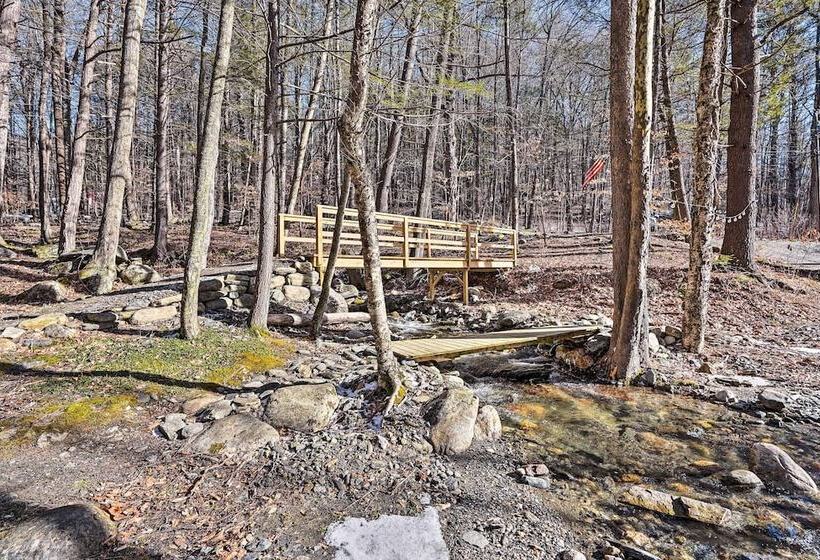 Hike & Swim On Site: Cozy Falls Brook Cabin