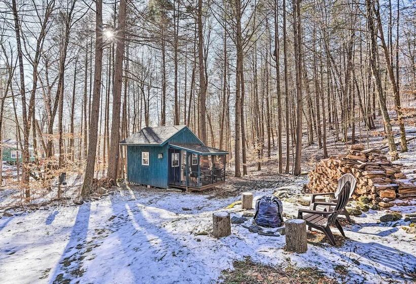 Hike & Swim On Site: Cozy Falls Brook Cabin