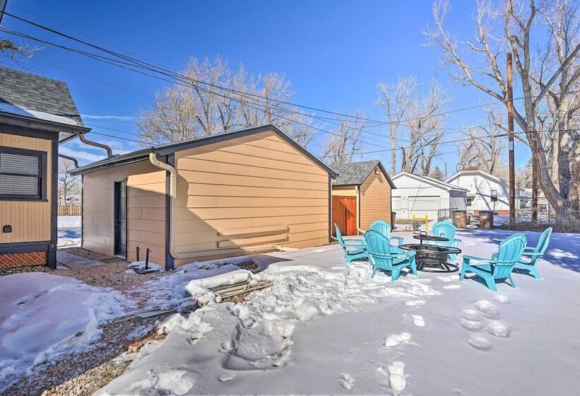 Cozy Laramie Retreat W/ Private Yard Near Uw!