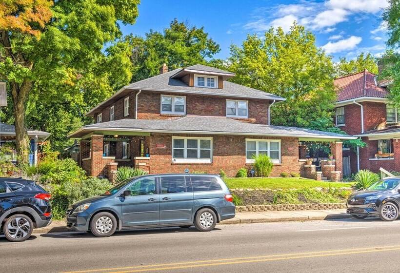 Cozy + Modern Indy House ~ 5 Mi To Downtown!