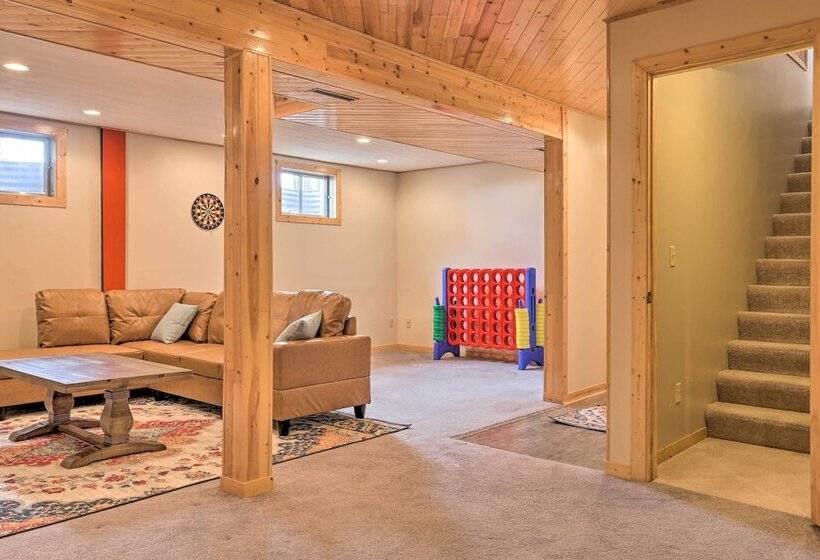 Cozy Sturgis Home W/ Yard, 2 Mi To Main St!