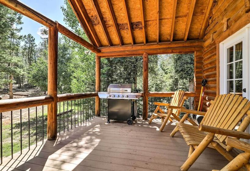 Cozy Utah Cabin W/ Deck & Fire Pit!