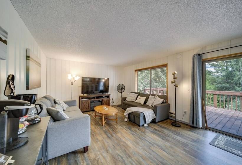 Cozy Worley Cabin W/ Lake Access + Gas Grill!