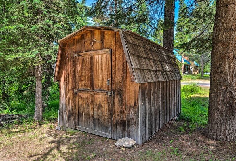 Cute Donnelly Cabin In The Woods W/ Fire Pit!