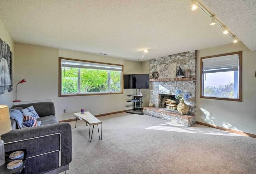 Dog Friendly Lakewood Apartment W/ Private Hot Tub