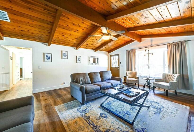 Dog Friendly Oakhurst Home: Walk To Downtown!