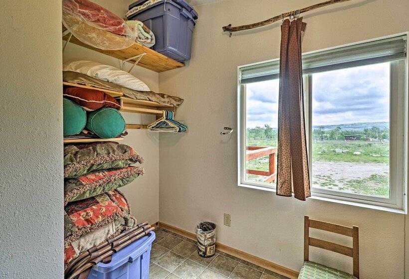 Duck Lake Cabin Rental Near Glacier National Park!