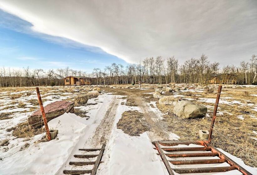 Duck Lake Cabin Rental Near Glacier National Park!