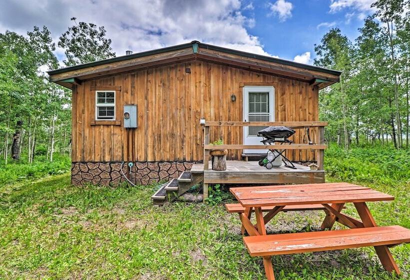 Duck Lake Cabin Rental Near Glacier National Park!