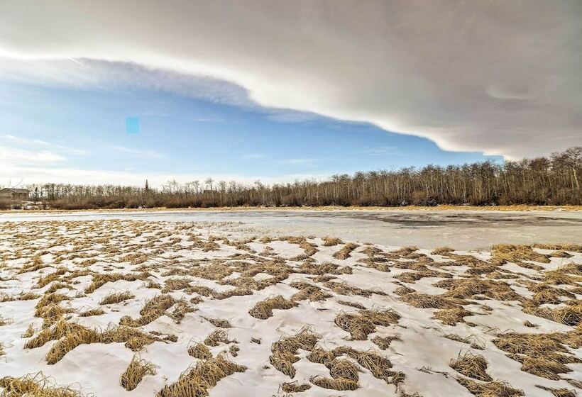 Duck Lake Cabin Rental Near Glacier National Park!