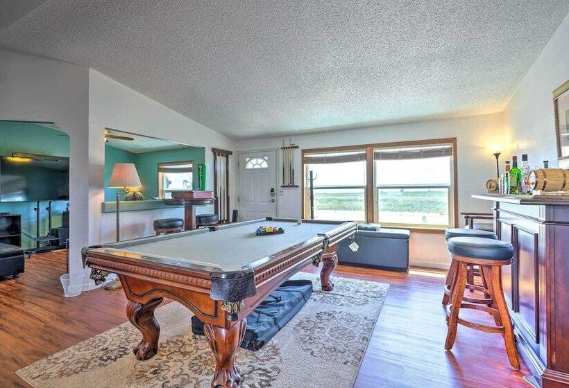 East Colorado Springs Home W/ Game Room + Backyard